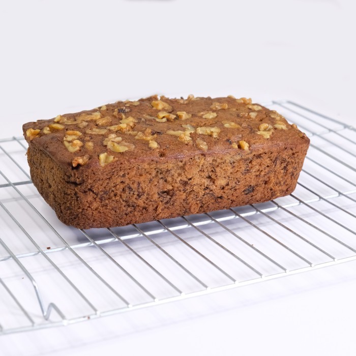 

Greg's Banana Cake Walnut