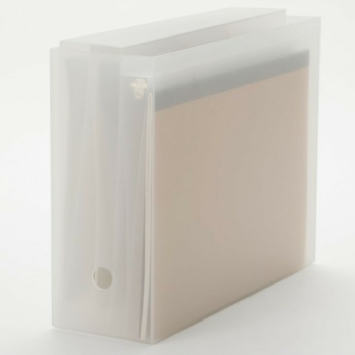 

MUJI - Polypropylene File Box A4 Tempat File dan Dokumen
