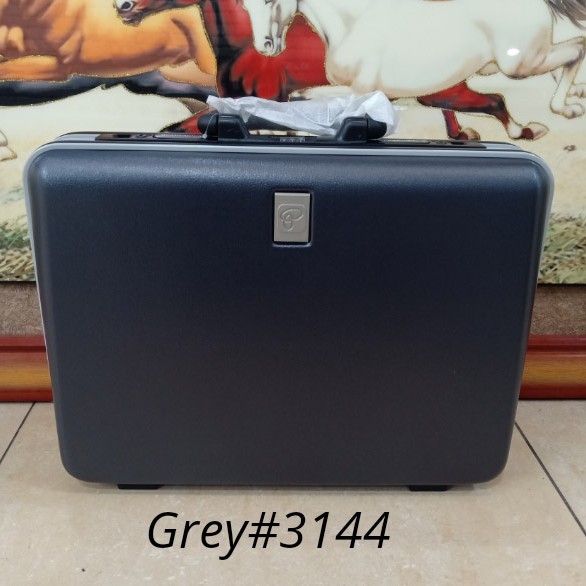 

TAS KOPER MAP DOKUMEN FILE KANTOR PRESIDENT 18" 3144