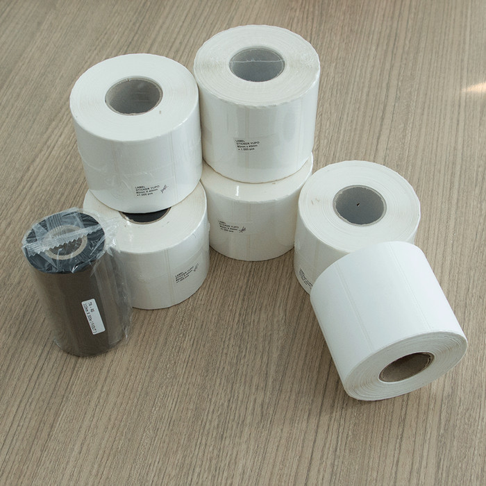

PAKET LABEL STICKER YUPO UK. 80MM X 40MM (1 BARIS) + RIBBON RESIN