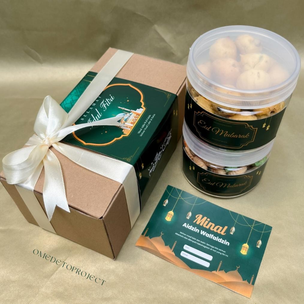 

fb-4 READY Hampers Kue Kering | Giftbox Hampers Idul Fitri Minimalis Isi 2 Toples | Parcel Lebaran Giftbox Mewah Elegant Premium