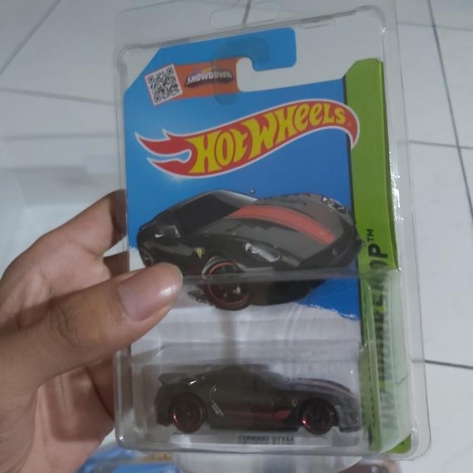 HOT WHEELS FERRARI 599XX HW WORKSHOP