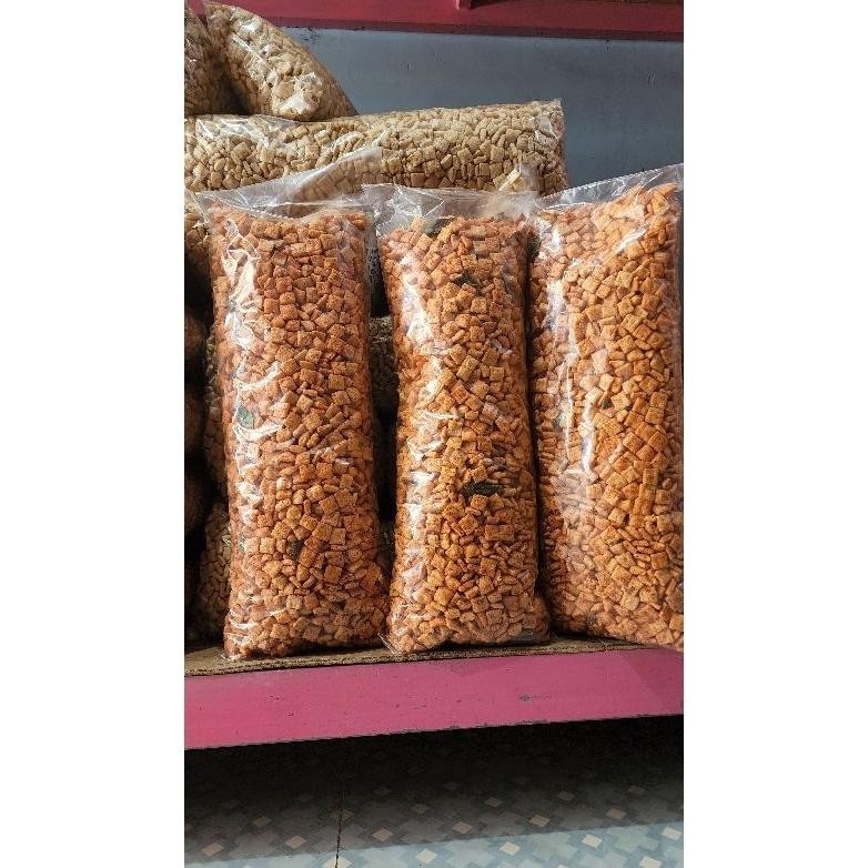 

rwe-45 1ball kerupuk rambak tahu kotak pedas daun jeruk 1kg Termurah