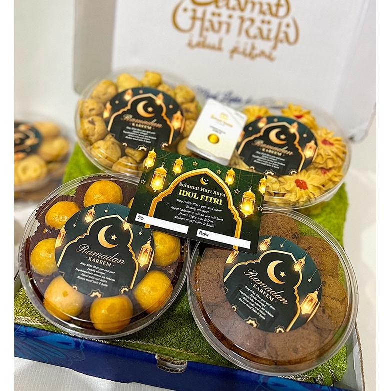 

Fx-4 Ready Stock Instant!! Hampers Lebaran Idul Fitri Latif Set Cookies Homemade Mewah Berkualitas Dijamin Enak Gift Set Parsel Hadiah Snack Kue Kering Premium Murah Fx-4