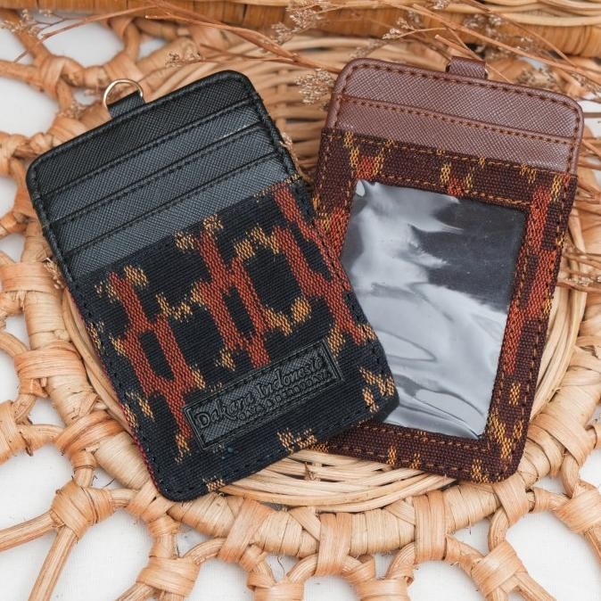 

LANYARD ID CARD TENUN IKAT KULIT DAKARA INDONESIA