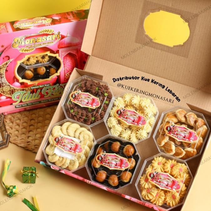 

Best Seller Paket Parcel Kue Kering Lebaran Monasari Blue Berkualitas