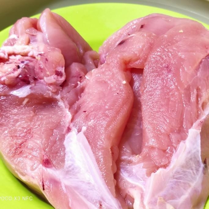 

READY FILLET DADA AYAM PREMIUM 1KG