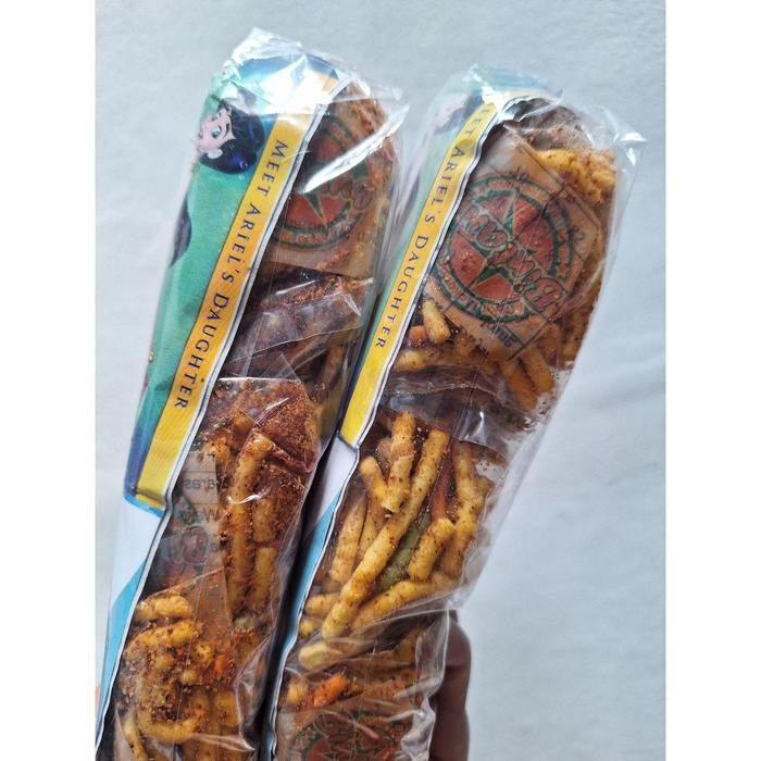 

LIMITED EDITION TERLARIS Cemilan Stik Bintang Pedas 1 pak isi 20 Snack Food Keripik