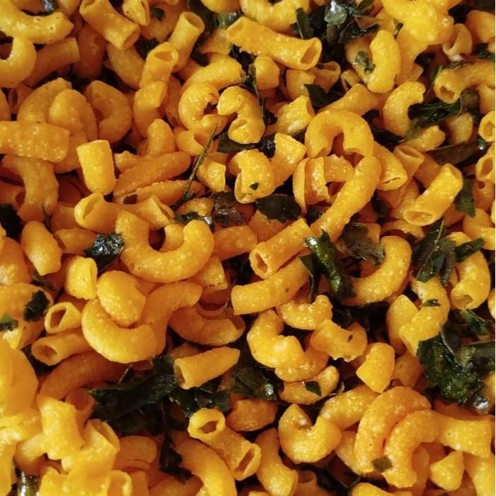 

BERMUTU 1 Kg Makaroni Pipa Original Daun Jeruk Termurah & Terviral Cemilan Pedas Snack Food