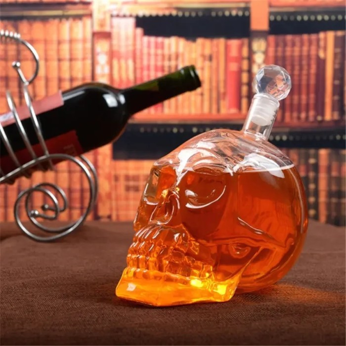 Botol Teko Kaca Bartender Model Crystal Head Skull Tengkorak 750 ML