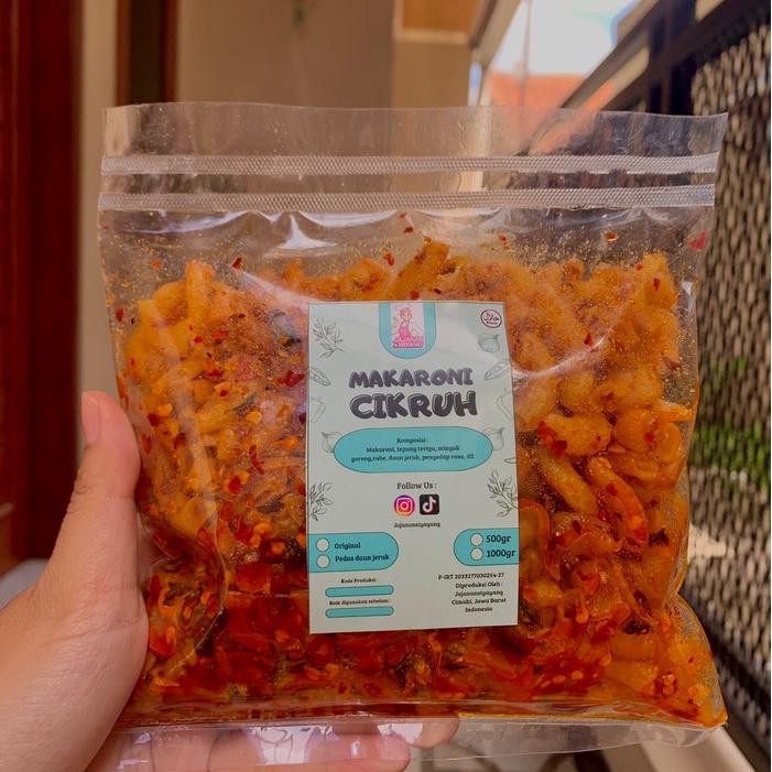

TERUJI 250GR MAKARONI CIKRUH PEDAS DAUN JERUK DAN ORIGINAL KRIUK RENYAH GURIH JAJANAN CEMILAN