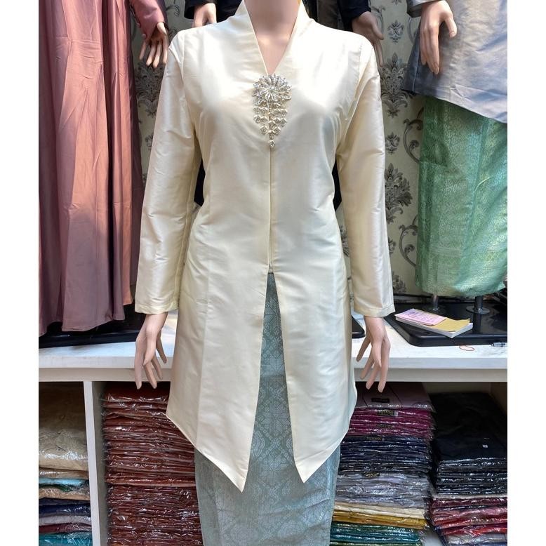 PLK Kebaya Encim Jumbo Kebaya Putih Kebaya Jumbo Kebaya Modern Kebaya Kurung Jumbo LD 130 120 Kebaya