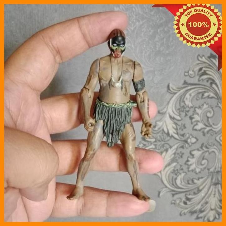 [MUF] FIGURE PIRATES OF THE CARIBBEAN CANNIBAL CHIEF ZIZZLE