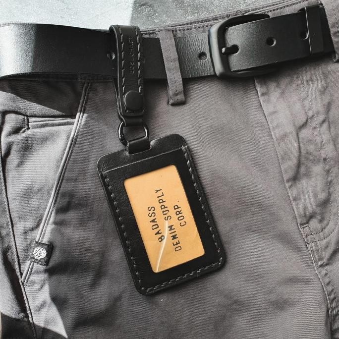 

TERBARU - BDS - Kingpin - Leather Belt Clip ID Holder