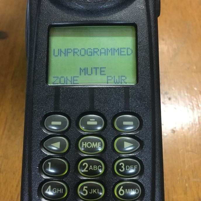 MOTOROLA XTS3000 UHF SEKEN