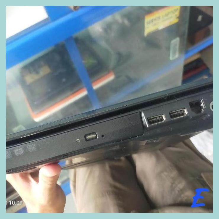 | AKM | LAPTOP COMPAQ PRESARIO V3000