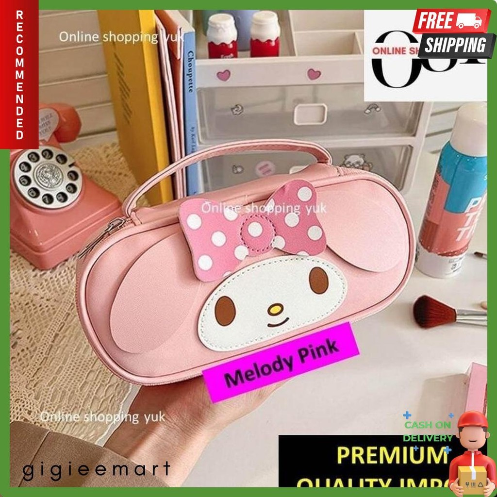 

Tempat Pensil Sanrio , Kotak Pensil Kuromi , Tas Kosmetik , Pouch , Motif Kuromi / Cinnamoroll / My Melody , Import Premium. Online Shopping Yuk. Kapasitas Besar. Bahan Kulit , Kuat & Sangat Cantik Exclusive. Diskon