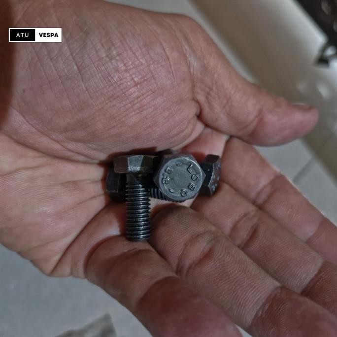 Baut Lobo Uk.13 Original Untuk Jok Atau Velg Vespa Px, Exclusive, Excel Baru