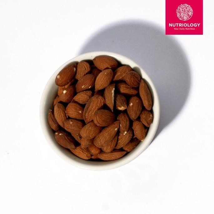 

(Good) Almond panggang Utuh 1 kg whole nuts roasted kacang Natural Premium