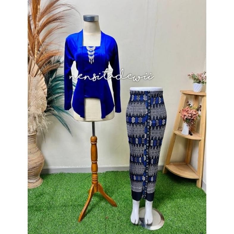 Diskon [1 Set, Biru Elektrik] Kebaya Kutubaru + Rok Plisket / Motif Songket Biru Murah