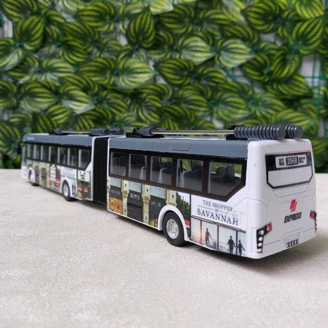 Mainan RC Bus Gandeng Remote Control Bis Pariwisata LED murah