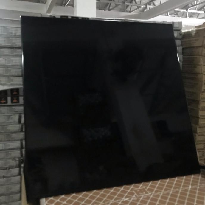 Keramik 60x60 hitam polos (glossy)/ keramik hitam polos murah