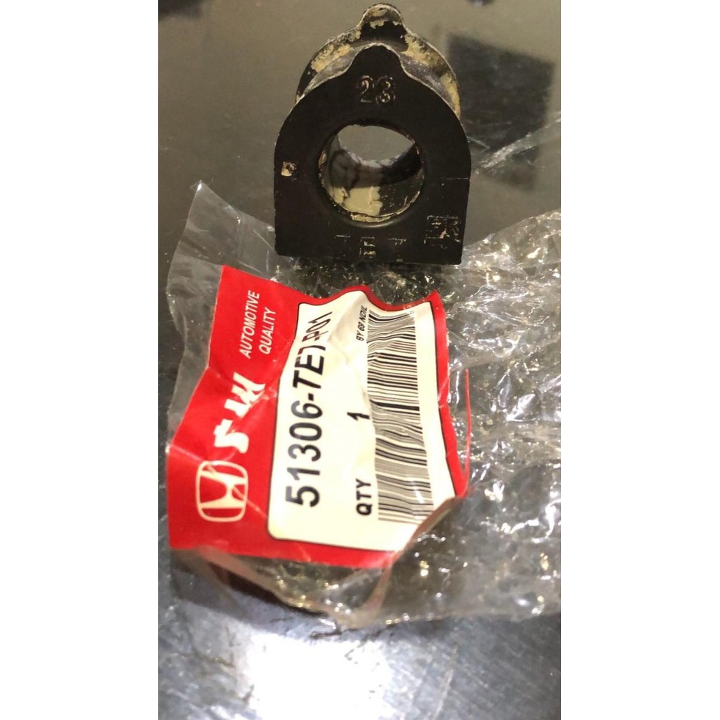 Karet Stabil Depan Mobilio | SPAREPART OTOMOTIF