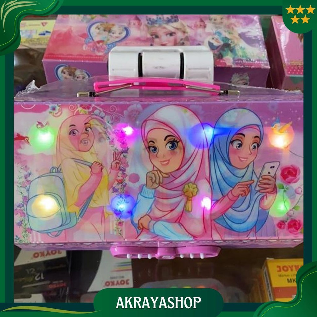 

Tempat Pensil / Pencil Case Kode Lampu Led Karakter Hijab 3 Tingkat Best Seller