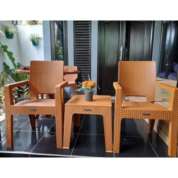 Kursi Plastik Rotan Napolly 8R3-Arm Kursi Taman Kursi Teras Set Meja GAN