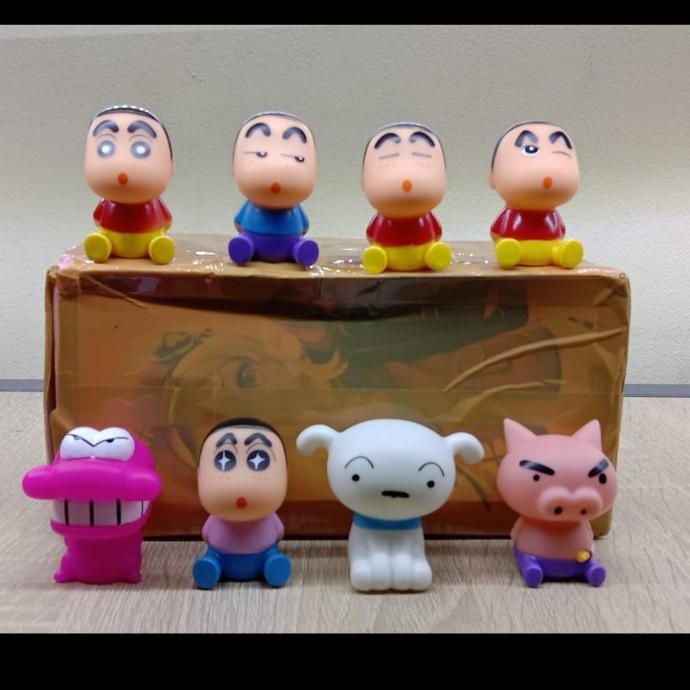 

Pajangan/tempat pensil/hiasan kue Figure Shincan [gembira dendang] mainan