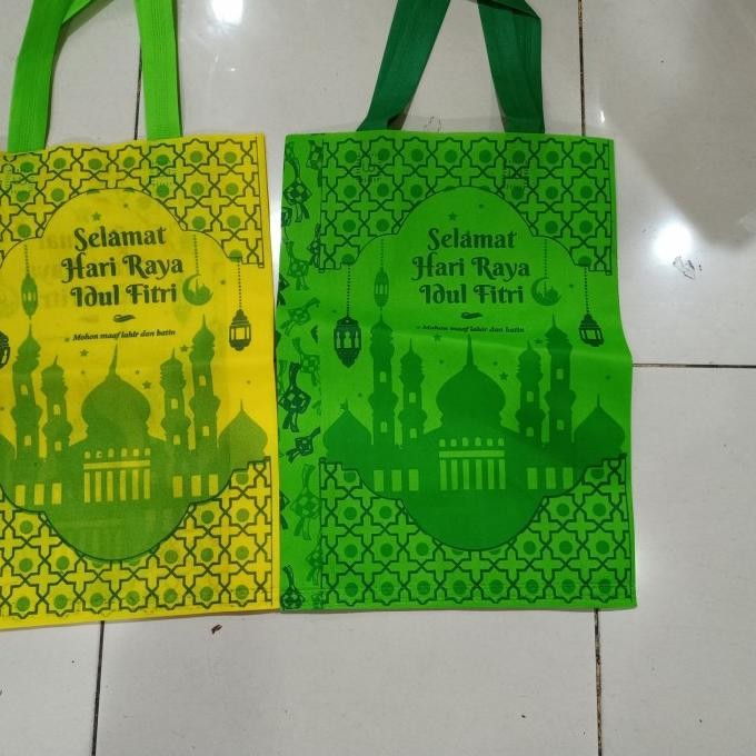 

tas kain lebaran idul Fitri isi 12 pcs terlaris dan termurah 30*40 murah