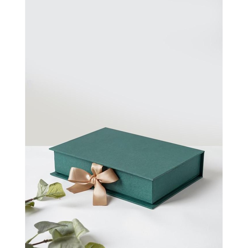 

Box Kado / Kotak Kado / Gift Box / Pita Hijau Gold murah