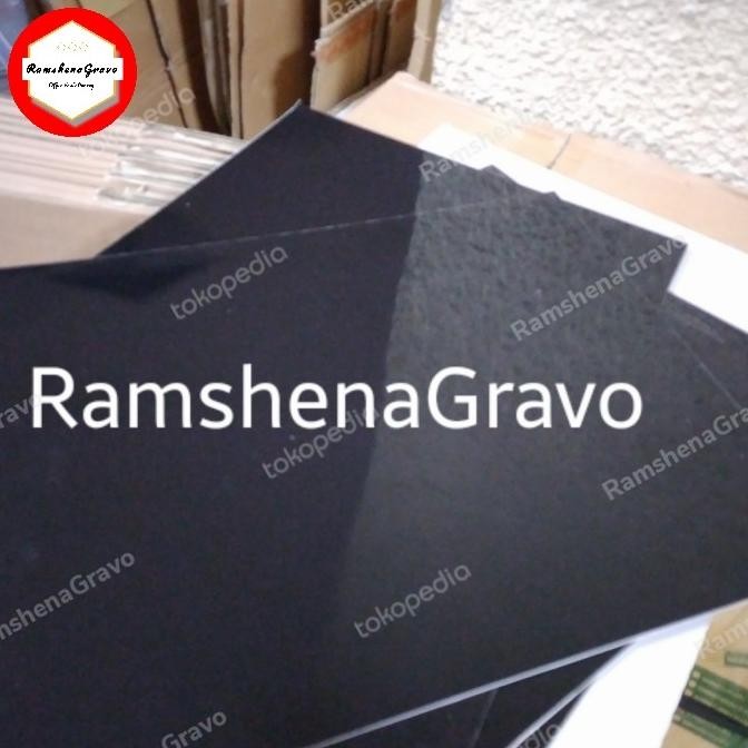 

ready gravoply/bahan nama dada/name tag/30x40cm tebal 1.5mm/hitam murah