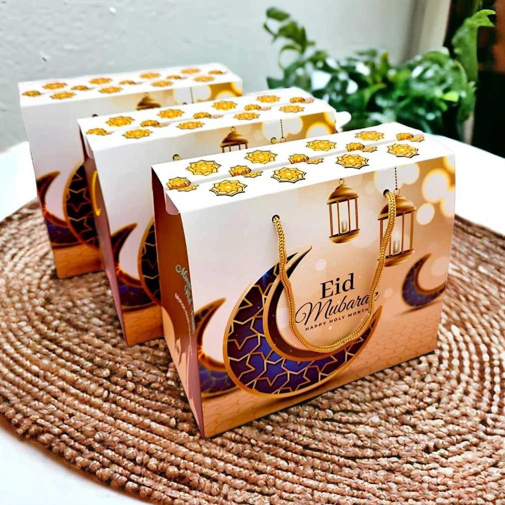 

[ ISI 10-20 pcs ] KOTAK HAMPERS IDUL FITRI / PAPER BAG LEBARAN 2025 / BOX HAMPERS SOUVENIR MURAH / GABLE BOX HARI RAYA IDUL FITRI