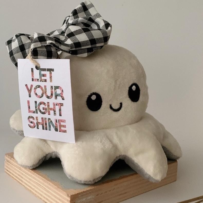 

Self Love Gift Set / Hampers Birthday / Gift Box Graduation / Hadiah Ulang Tahun / Gift Set Pacar Cewek / Kado Pacar Cewek / Souvenir Anak-Anak