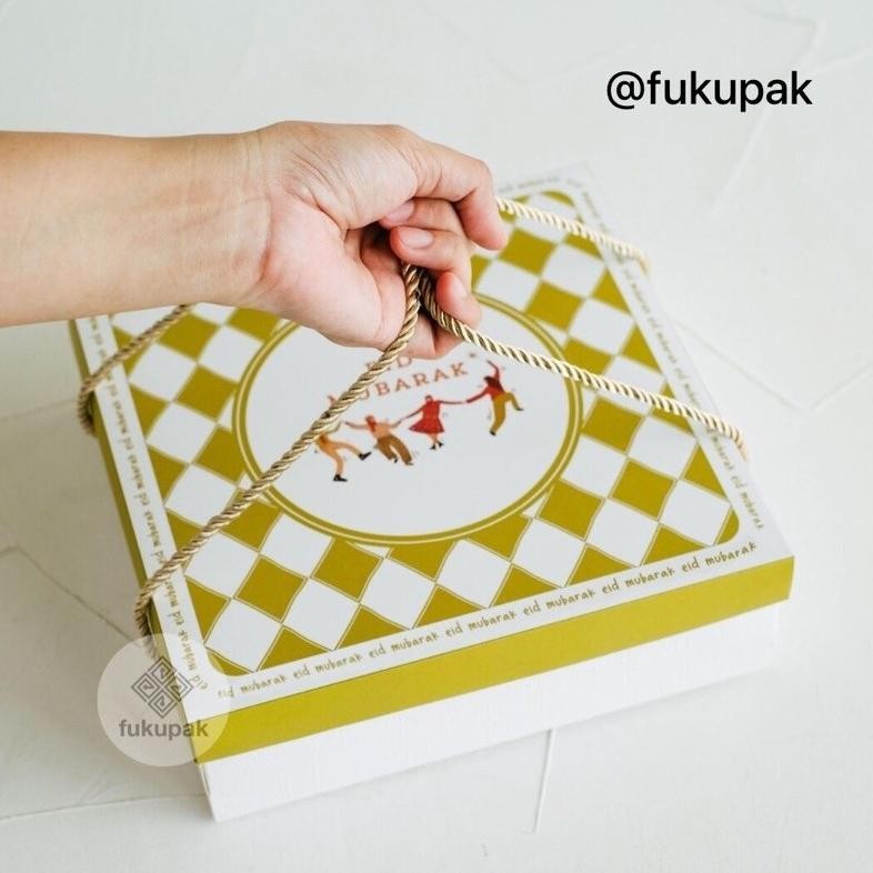 

Box Idul Fitri 22x22 (10pcs) dus kue lebaran kotak hamper kuker roti cake pudding nasi tumpeng