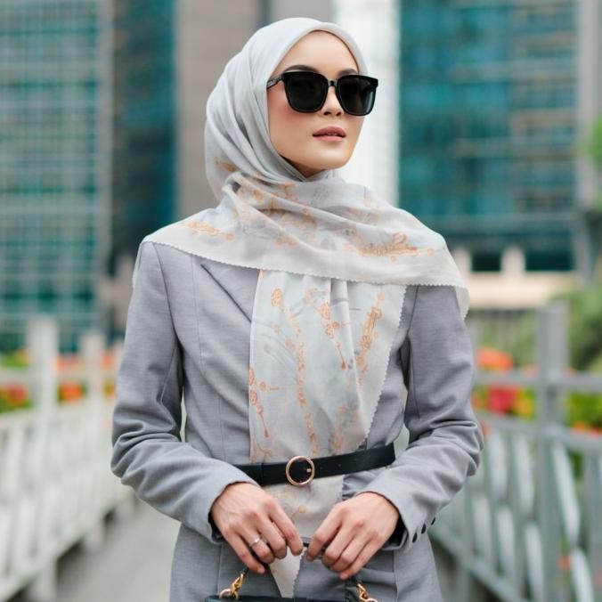 Promo Adeola Scarf - Elaine Series - Cannoli Cream