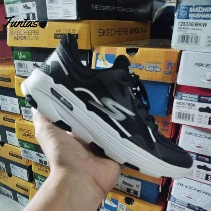 Murah Skechers Go Run 7.0 Running Shoes Black Original