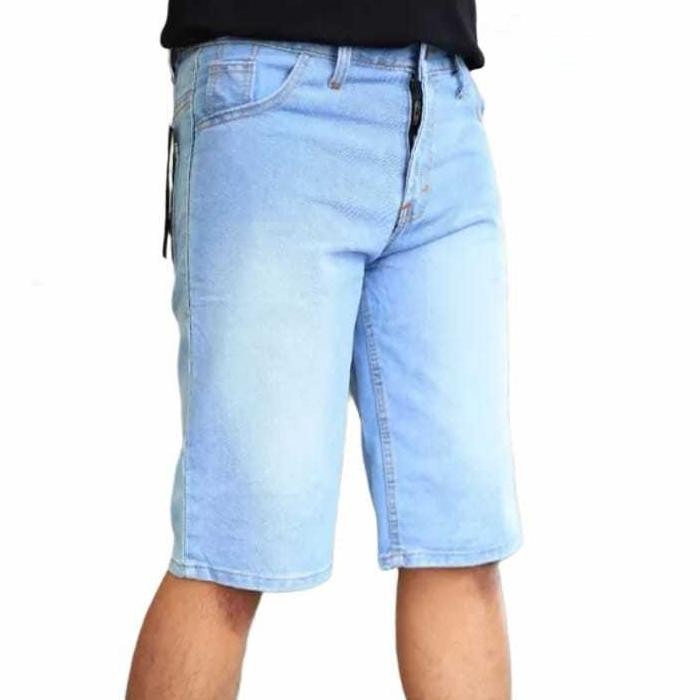 Celana Pendek Pria Jeans Bawah Lutut