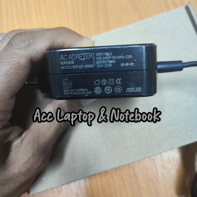 Sale Original Adaptor Asus Adp-45Dw A, Adp-45Bw A, Adp-45Dw Z 19V 2.37A Dc 4.0X1.35Mm 45W