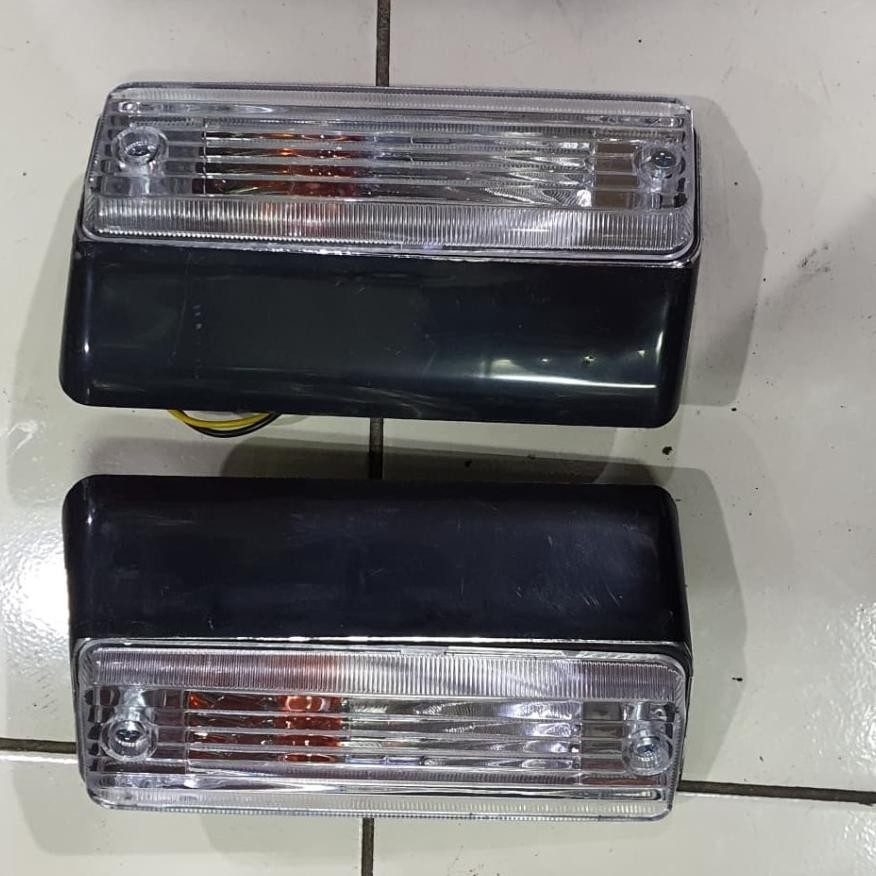 Lampu Sein Sen Riting Cahaya Nyala Depan Bawah Fender Bumper Mobil Car Light Lamp Led Front Bemper G