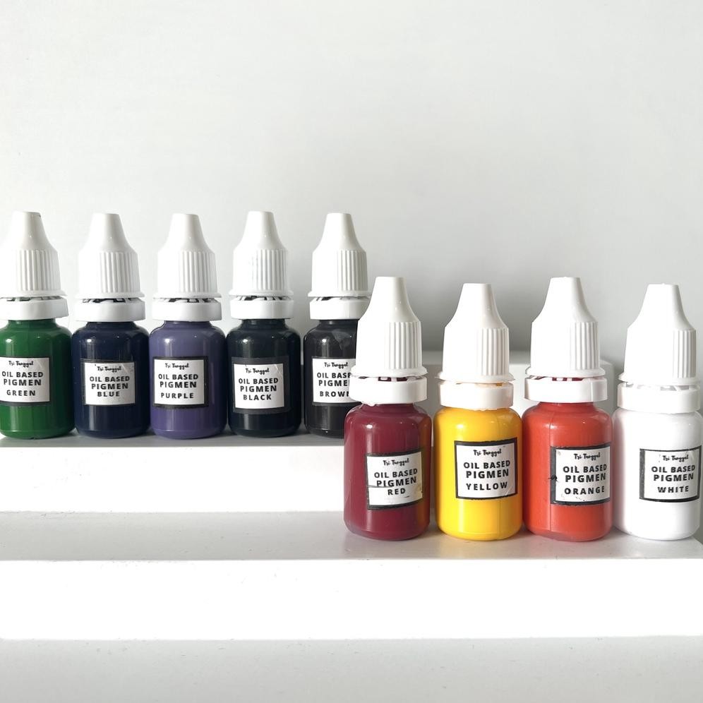 

Paket 9 Pcs Pigmen Resin Oil Based Pewarna Resin Kualitas Bagus Sablon Clay Pigment Color Bundle Stabilo Slime Clay Cat Minyak Pigment Cat Warna Warni Air Cairan Craft Kerajinan Prakarya Kesenian Art Berkualitas Bagus Warna Solid Tri Tunggal Malang