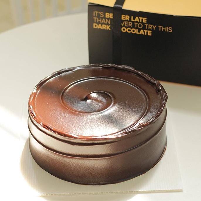 

Murah Classic Dark Cake Betterchocolatethannever