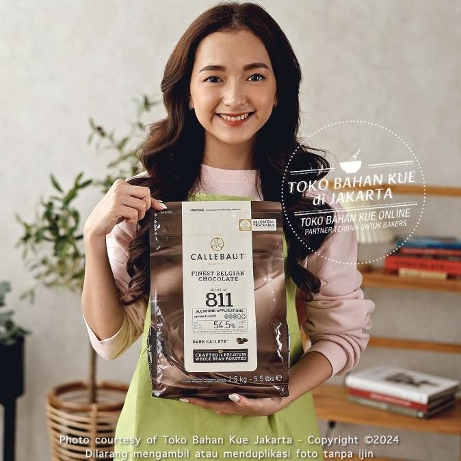 

TERSEDIA Callebaut 811 NV 54,5% 2,5kg Chocolate Dark Couverture Cokelat 811NV