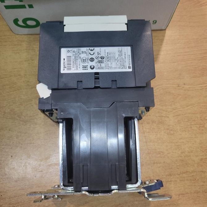 Spesial Contactor Lc1D80Fd 110Vdc 37Kw Schneider