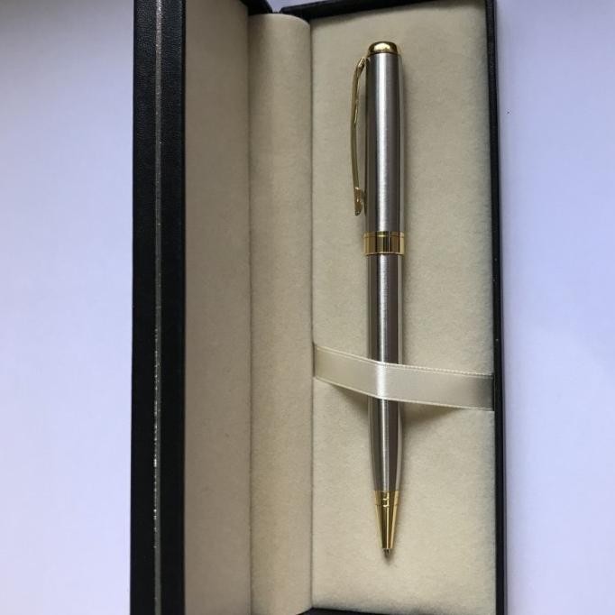 

Tersedia Pulpen Esklusif Model Parker Sonnet Rfs Tw Stainless Steel Gold Trim