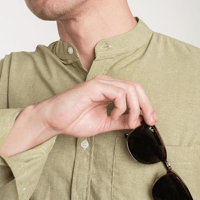 Promo Kemeja Polos Pria Woodcutter Collarless Kerah Shanghai - Sage Green Longsleeve Lengan Panjang