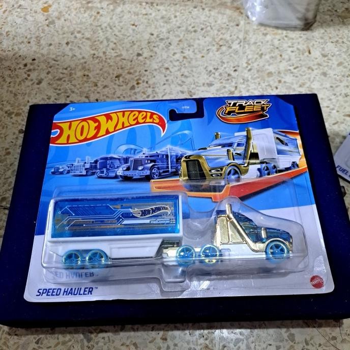 hot wheels track fleet truck