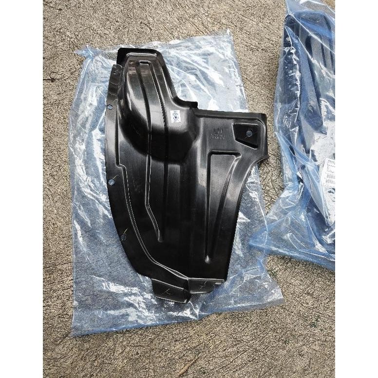 Liner Fender Belakang Rush Terios 2011 2012 2013 2014 2015 Ori