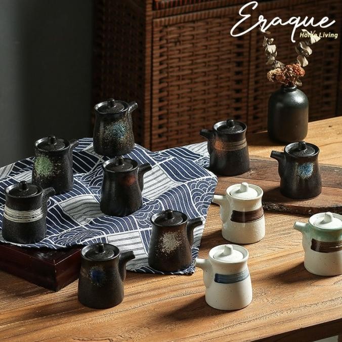 

STOK TERBATAS YUI SOY JAR / POT BOTOL TEMPAT SAUS KECAP CUKA OIL KERAMIK JEPANG UNIK